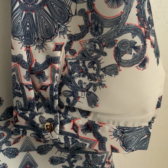 Kenar White and Blue Printed Blouse Size XL EUC - Picture 7 of 10